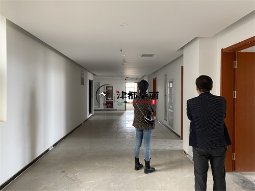 銀川裝修公司|銀川柏軒酒店裝修設(shè)計(jì)項(xiàng)目量尺現(xiàn)場